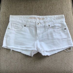 Guess Cut-Off White Shorts